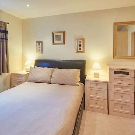 Host & Stay - Folkton Cottages Scarborough Oda fotoğraf