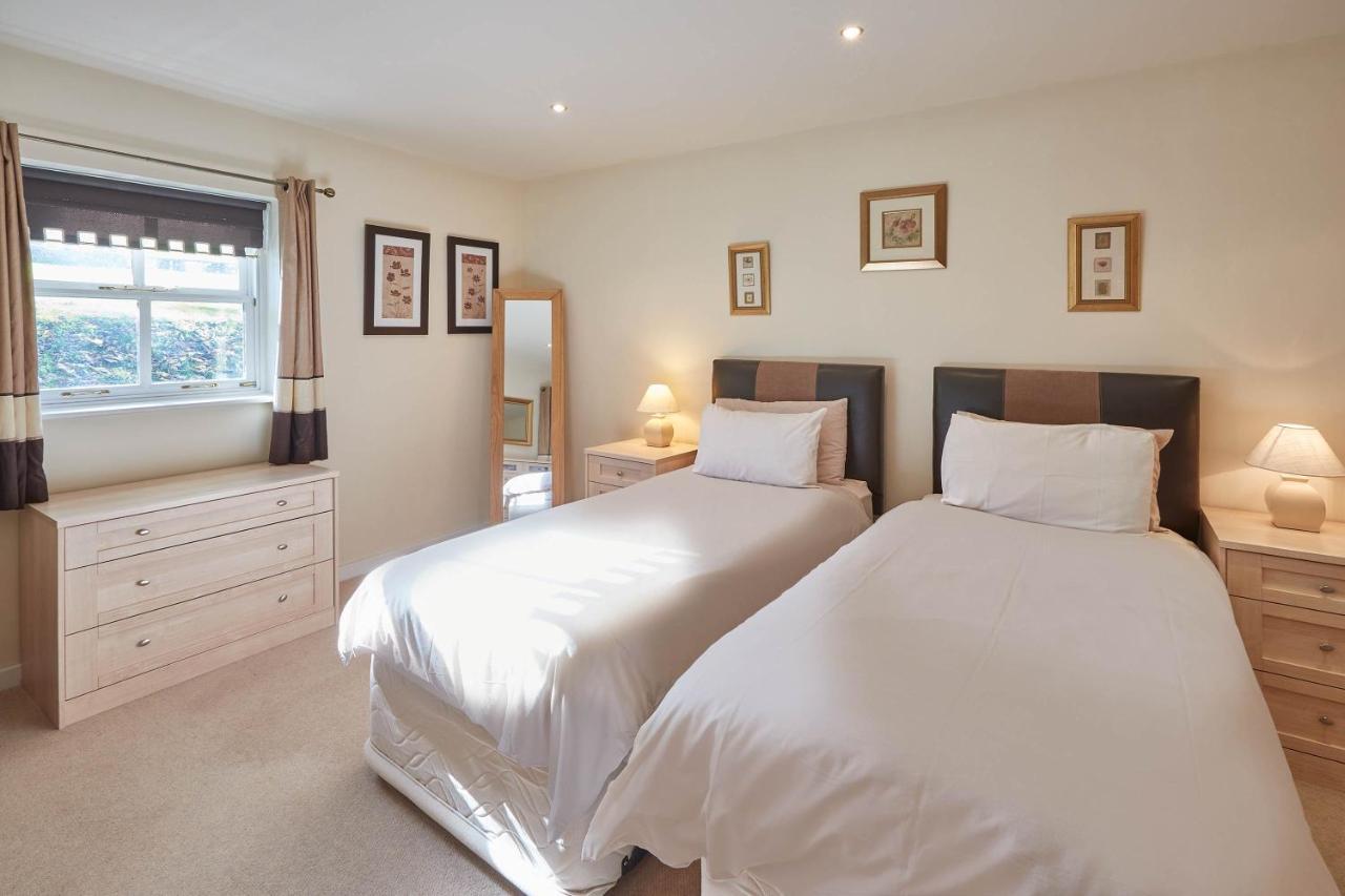 Host & Stay - Folkton Cottages Scarborough Dış mekan fotoğraf